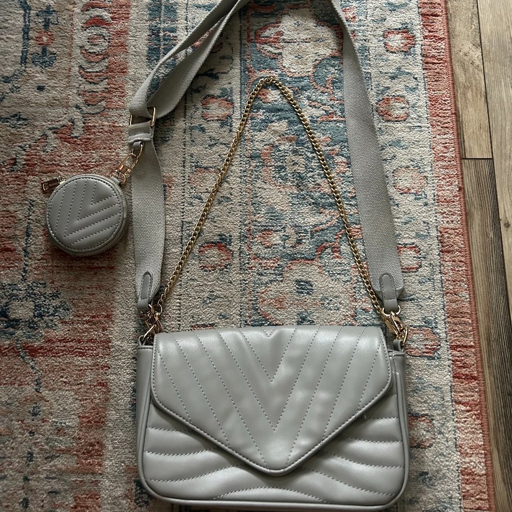 Crossbody Purse with Chain Purse
